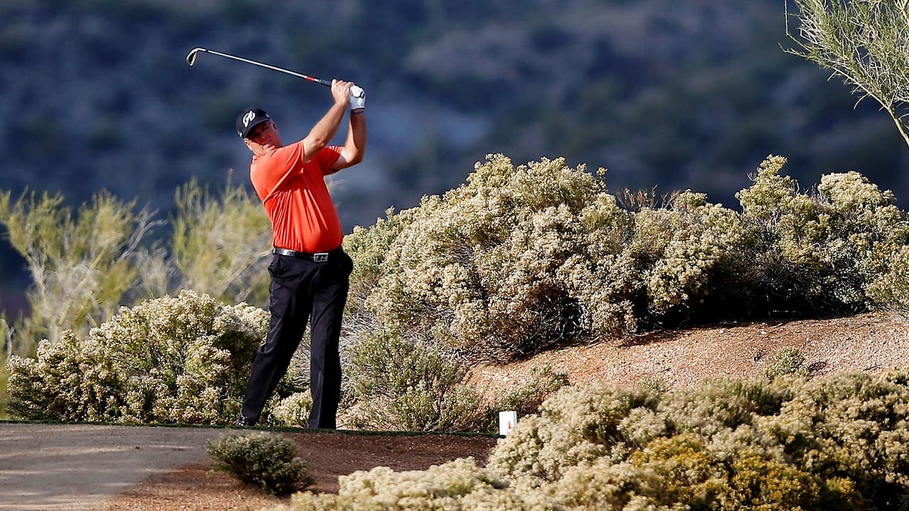Champions Tour: Perry, Pernice share lead at Charles Schwab Cup